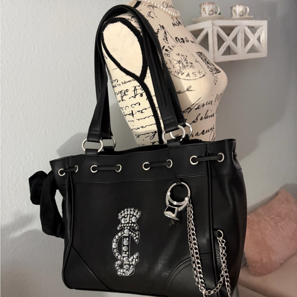Juicy couture Y2K tote bag with a bow and bling bling 💍 New with tags! 🔥🔥🔥🔥